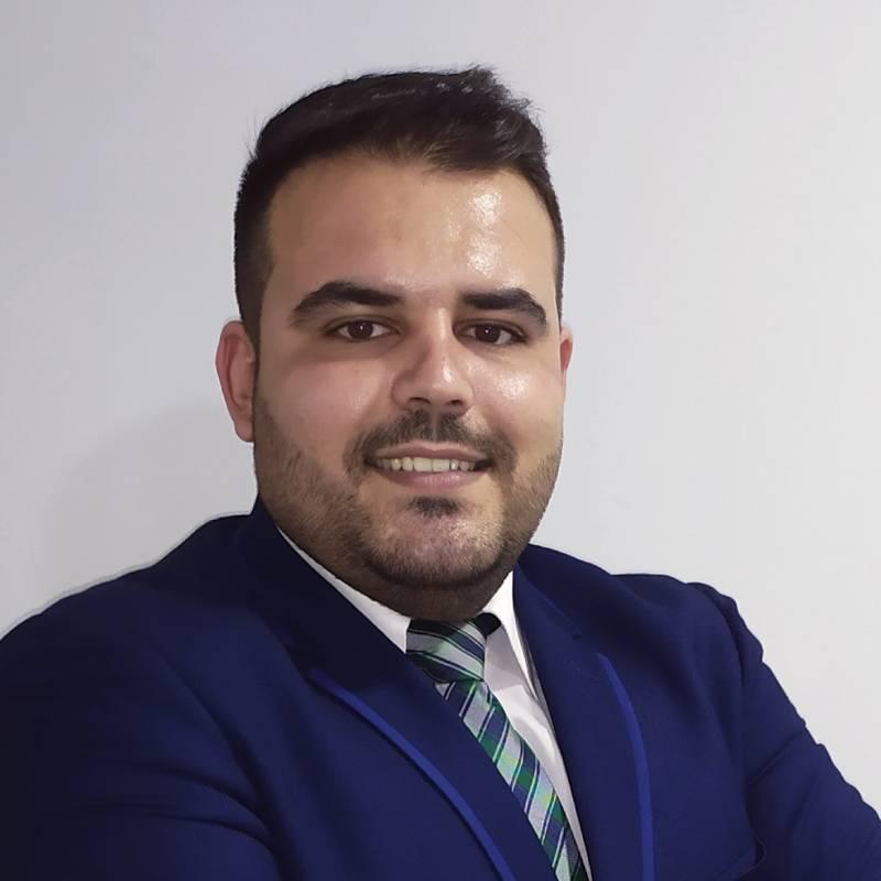 HÉCTOR VILLEGAS MOLINA